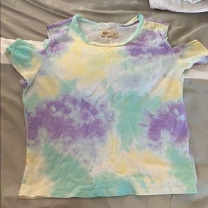 tie dye off the shoulder cropped t-shirt
